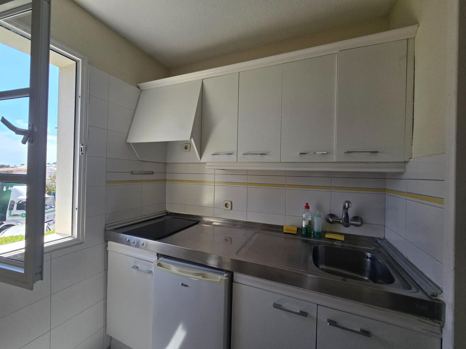 1 slaapkamer Appartement te huur in Maspalomas met zwembad - € 900 (Ref: 8952747)