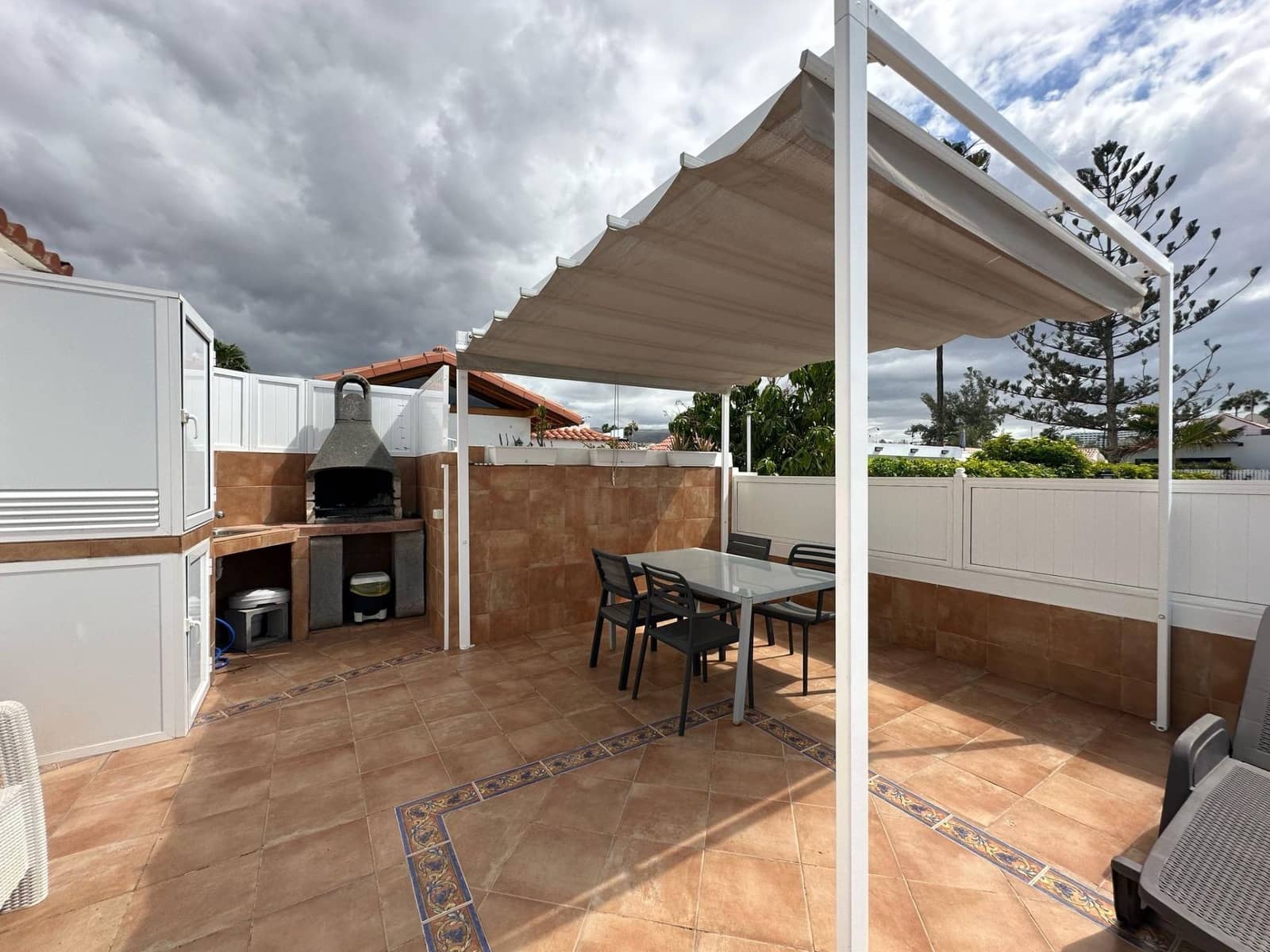 1 soveværelse Lejlighed til leje i San Bartolome de Tirajana med swimmingpool - € 1.500 (Ref: 8968229)