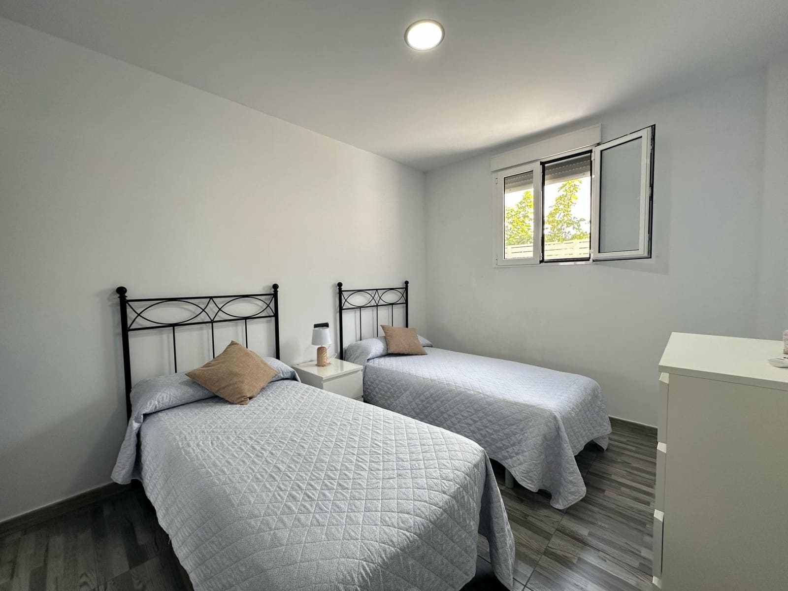 2 soveværelse Bungalow til leje i San Bartolome de Tirajana med swimmingpool - € 2.300 (Ref: 8968230)