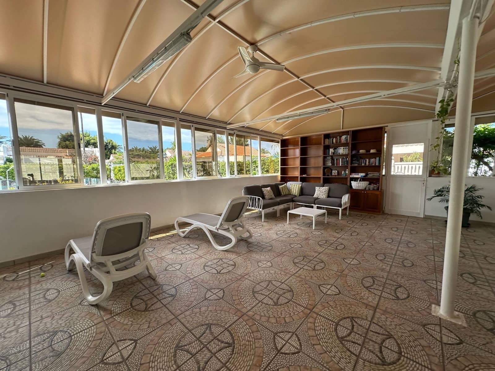 2 soveværelse Bungalow til leje i San Bartolome de Tirajana med swimmingpool - € 2.300 (Ref: 8968230)