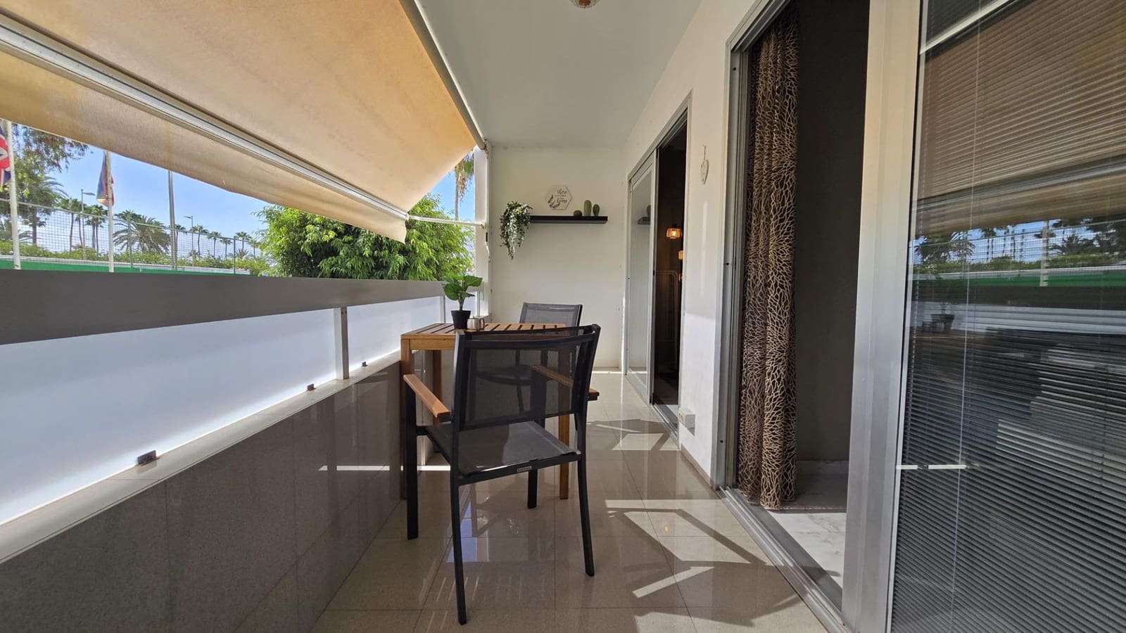 1 slaapkamer Appartement te huur in Playa del Ingles - € 1.500 (Ref: 9020868)