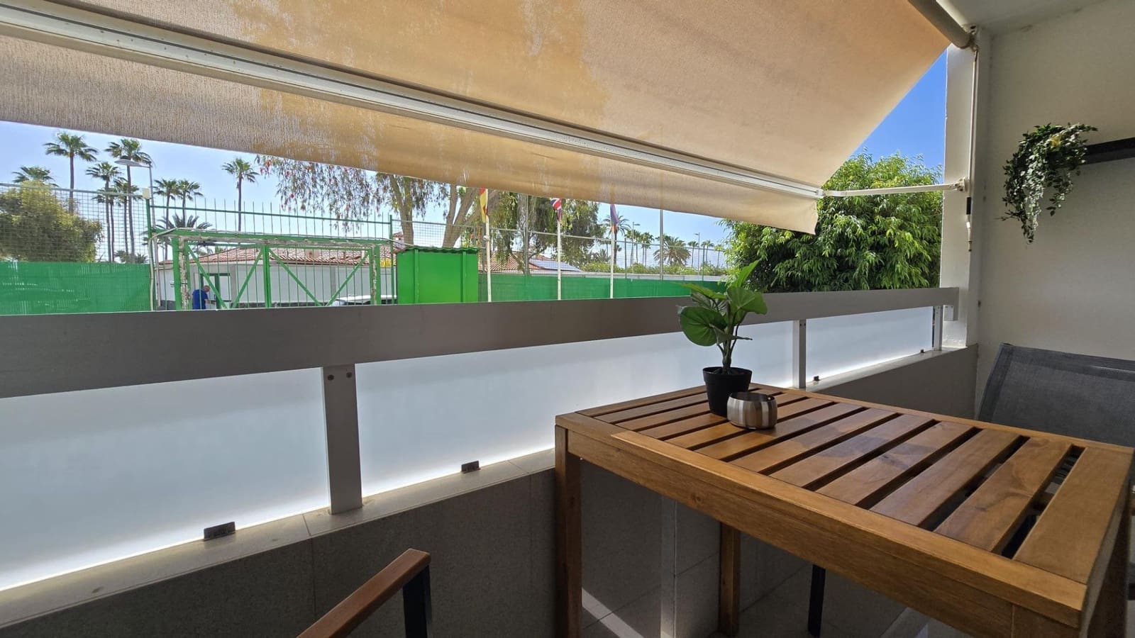 1 slaapkamer Appartement te huur in Playa del Ingles - € 1.500 (Ref: 9020868)