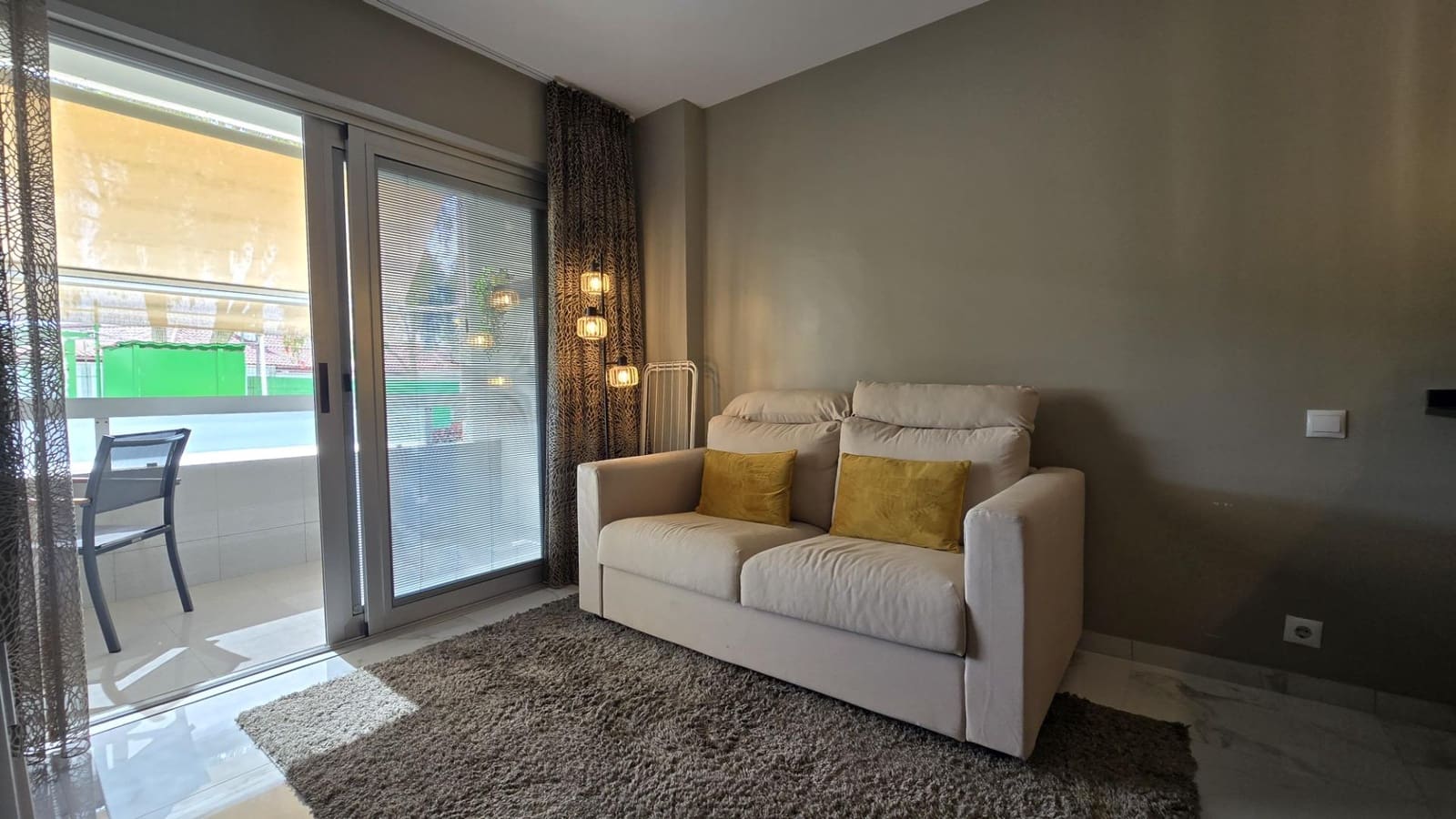 1 slaapkamer Appartement te huur in Playa del Ingles - € 1.500 (Ref: 9020868)