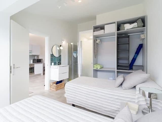 2 soveværelse Bungalow til leje i Playa del Inglés, San Bartolomé de Tirajana med swimmingpool - € 1.900 (Ref: 9023138)