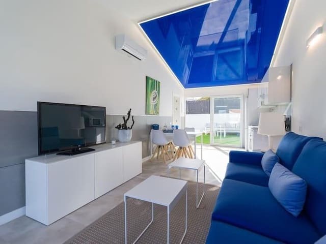 2 soveværelse Bungalow til leje i Playa del Inglés, San Bartolomé de Tirajana med swimmingpool - € 1.900 (Ref: 9023138)