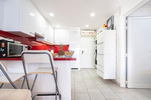 1 soverom Leilighet til salgs i Puerto Rico, Mogán med svømmebasseng garasje - € 230 000 (Ref: 9023139)