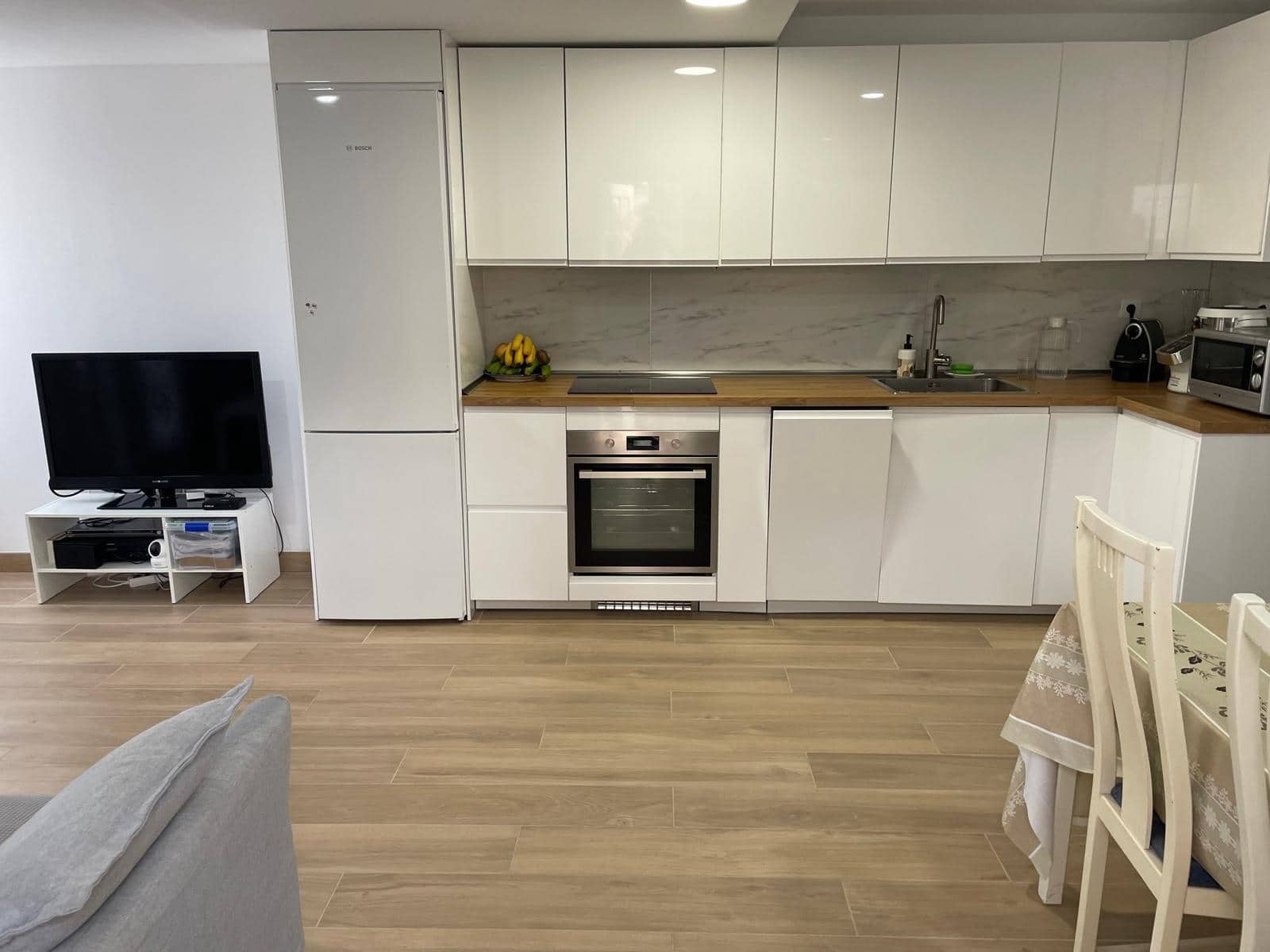 2 soveværelse Lejlighed til leje i San Agustin med swimmingpool - € 1.800 (Ref: 9269686)