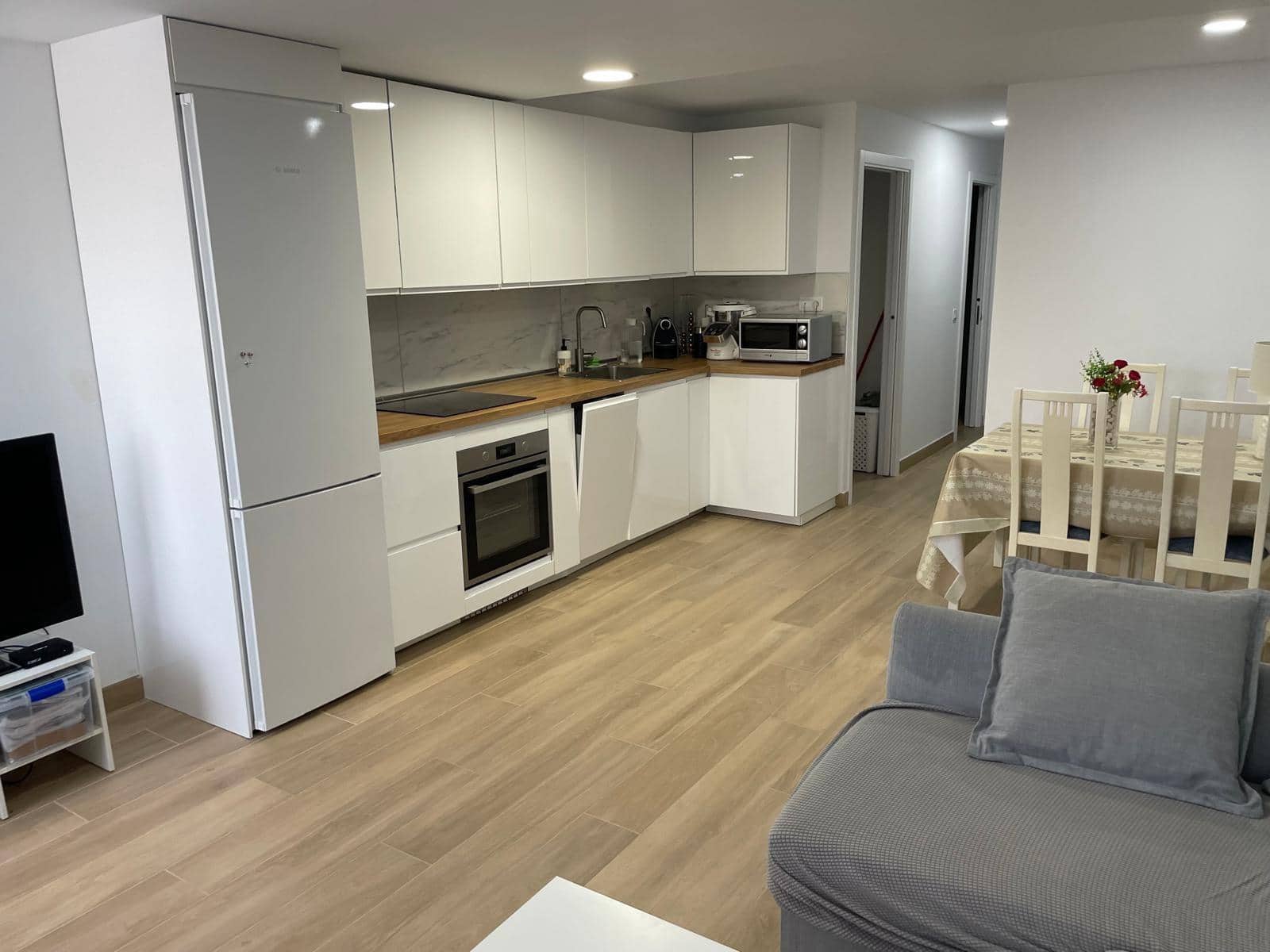 2 soveværelse Lejlighed til leje i San Agustin med swimmingpool - € 1.800 (Ref: 9269686)