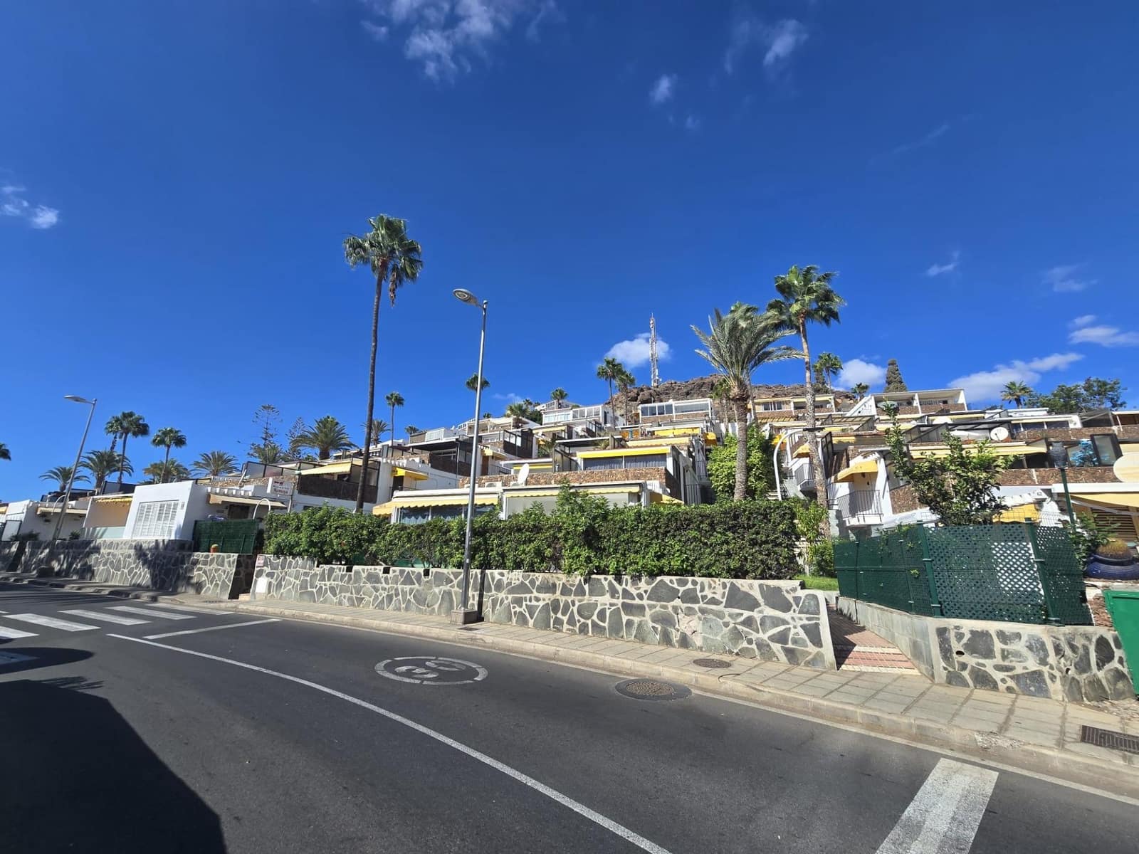 2 soveværelse Lejlighed til leje i San Agustin med swimmingpool - € 1.800 (Ref: 9269686)