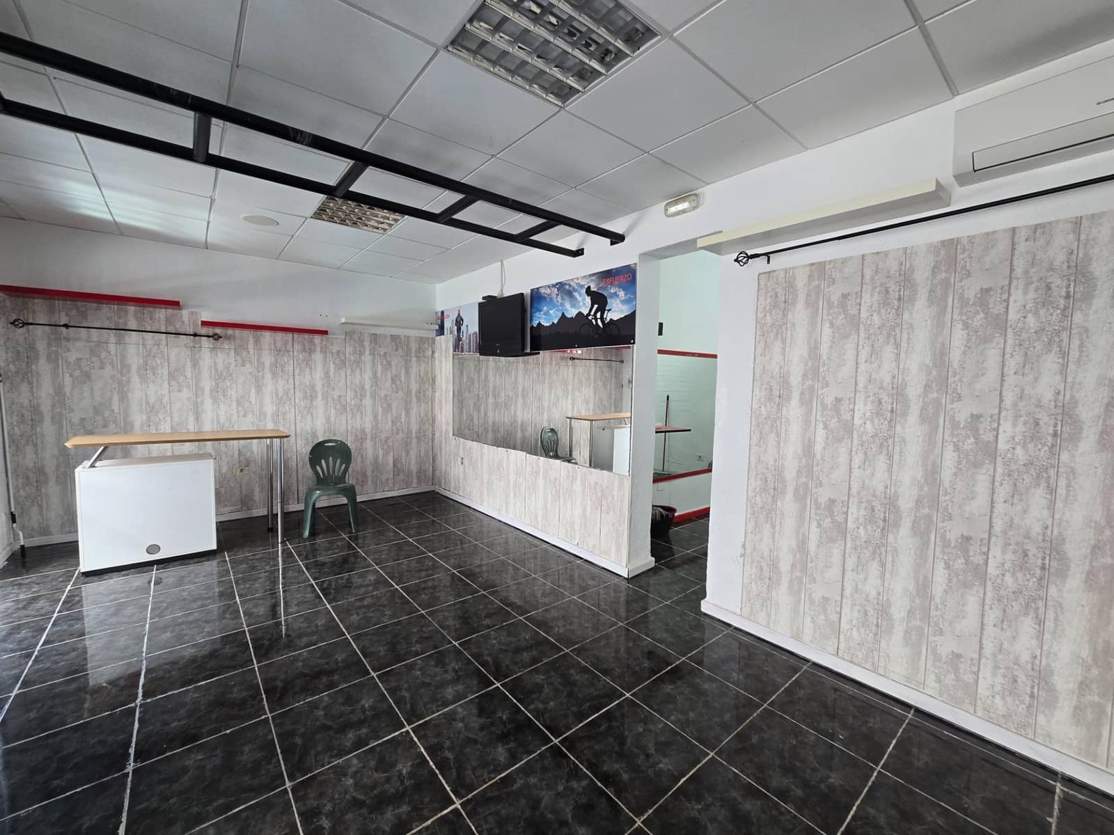 Erhverv til leje i Mogan - € 900 (Ref: 9305165)