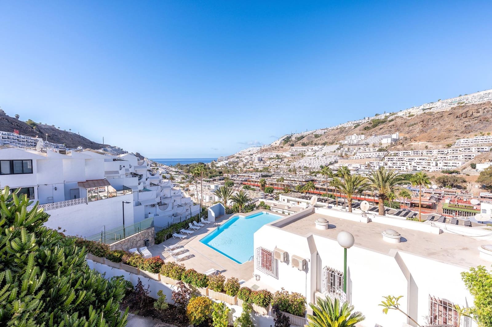 2 soverom Leilighet til salgs i Puerto Rico med svømmebasseng - € 315 000 (Ref: 9306381)