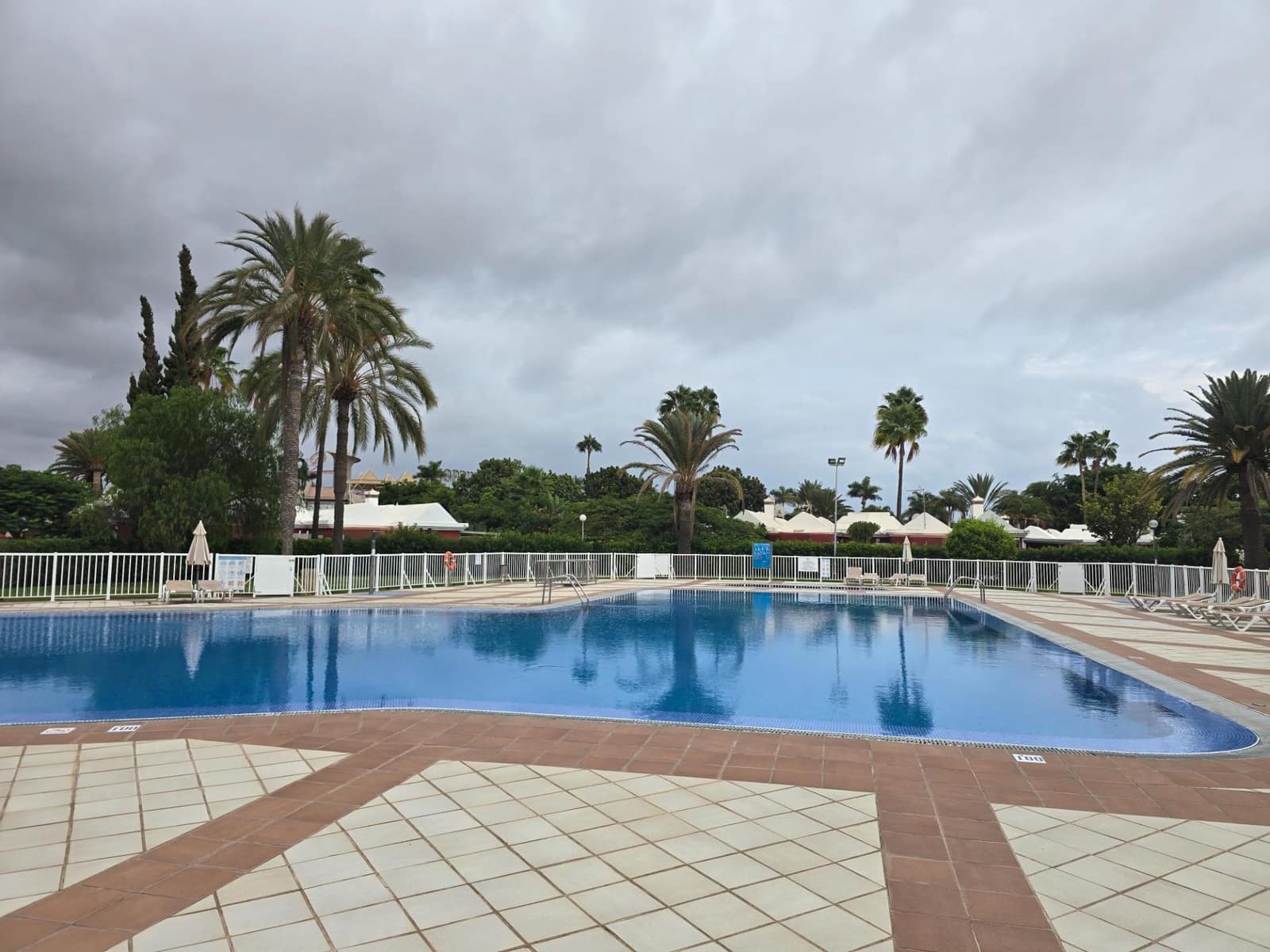 3 soverom Bungalow til leie i Maspalomas med svømmebasseng - € 1 900 (Ref: 9321870)