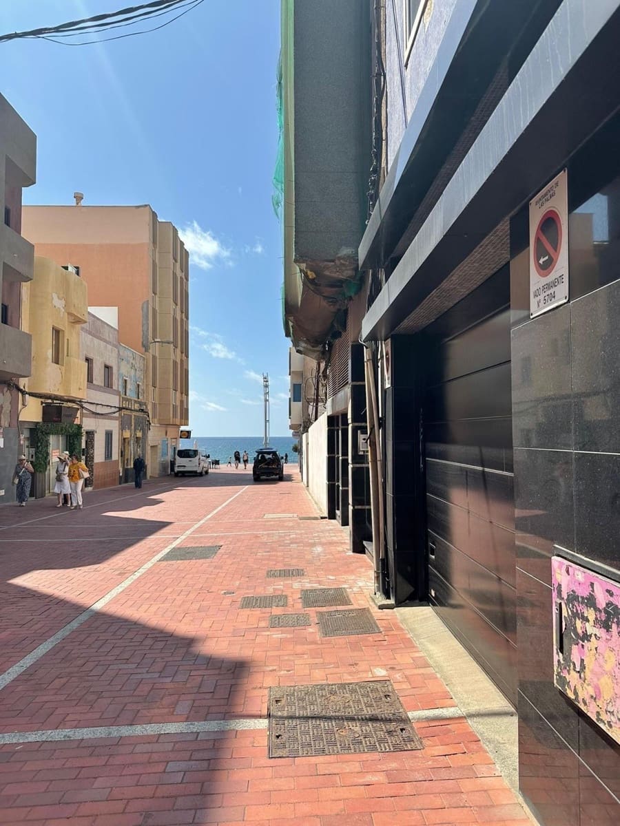 2 camera da letto Appartamento da affittare in Las Palmas de Gran Canaria - 1.800 € (Rif: 9373961)