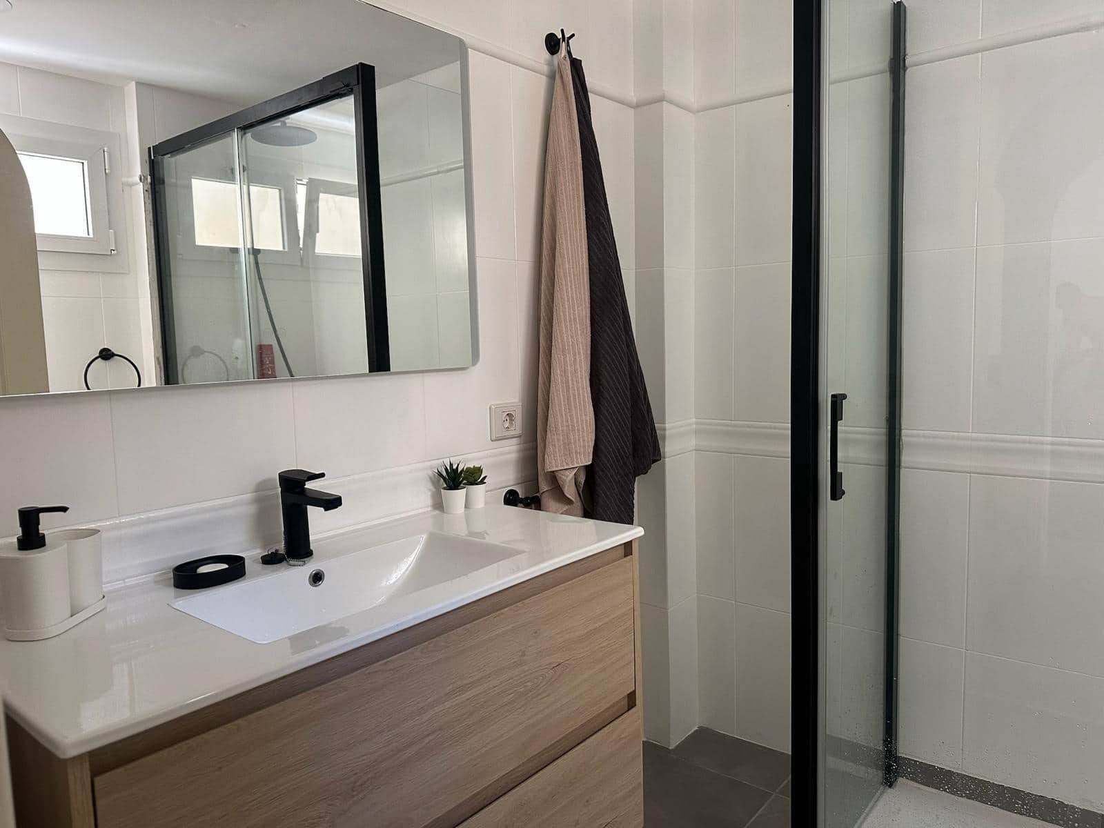 2 camera da letto Appartamento da affittare in Las Palmas de Gran Canaria - 1.800 € (Rif: 9373961)