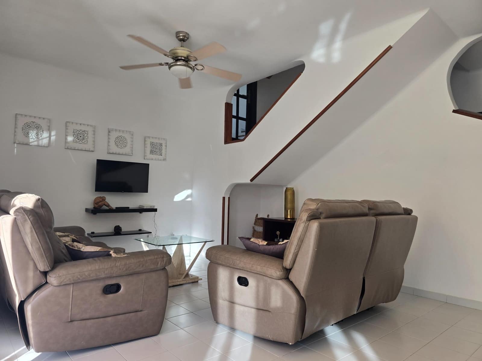 3 soverom Rekkehus til leie i Puerto Rico - € 1 600 (Ref: 9385568)