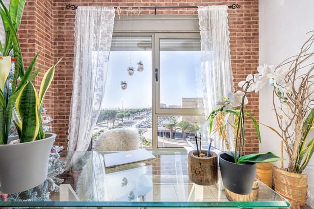 2 soverom Leilighet til salgs i Santa Lucía de Tirajana med garasje - € 250 000 (Ref: 9437756)