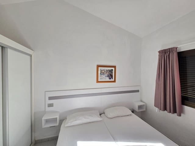 1 quarto Bungalow para arrendar em Playa del Inglés, San Bartolomé de Tirajana - 1 100 € (Ref: 9441362)