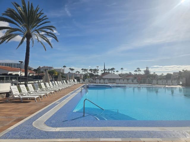 1 quarto Bungalow para arrendar em Playa del Inglés, San Bartolomé de Tirajana - 1 100 € (Ref: 9441362)