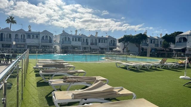 1 soveværelse Lejlighed til leje i Campo Internacional, San Bartolomé de Tirajana - € 900 (Ref: 9450599)