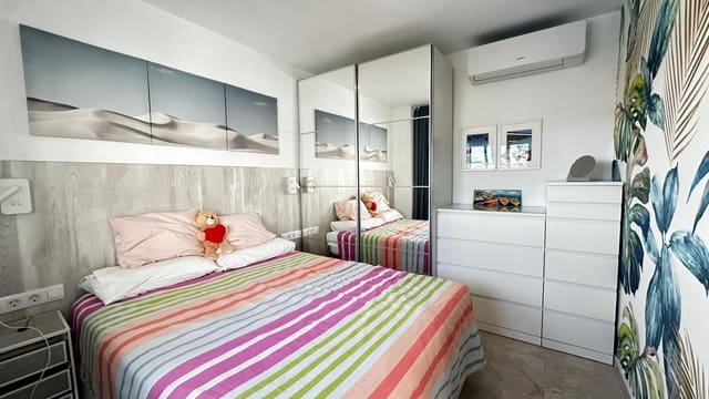 2 chambre Appartement à vendre à Playa del Inglés, San Bartolomé de Tirajana avec piscine - 349 000 € (Ref: 9470671)