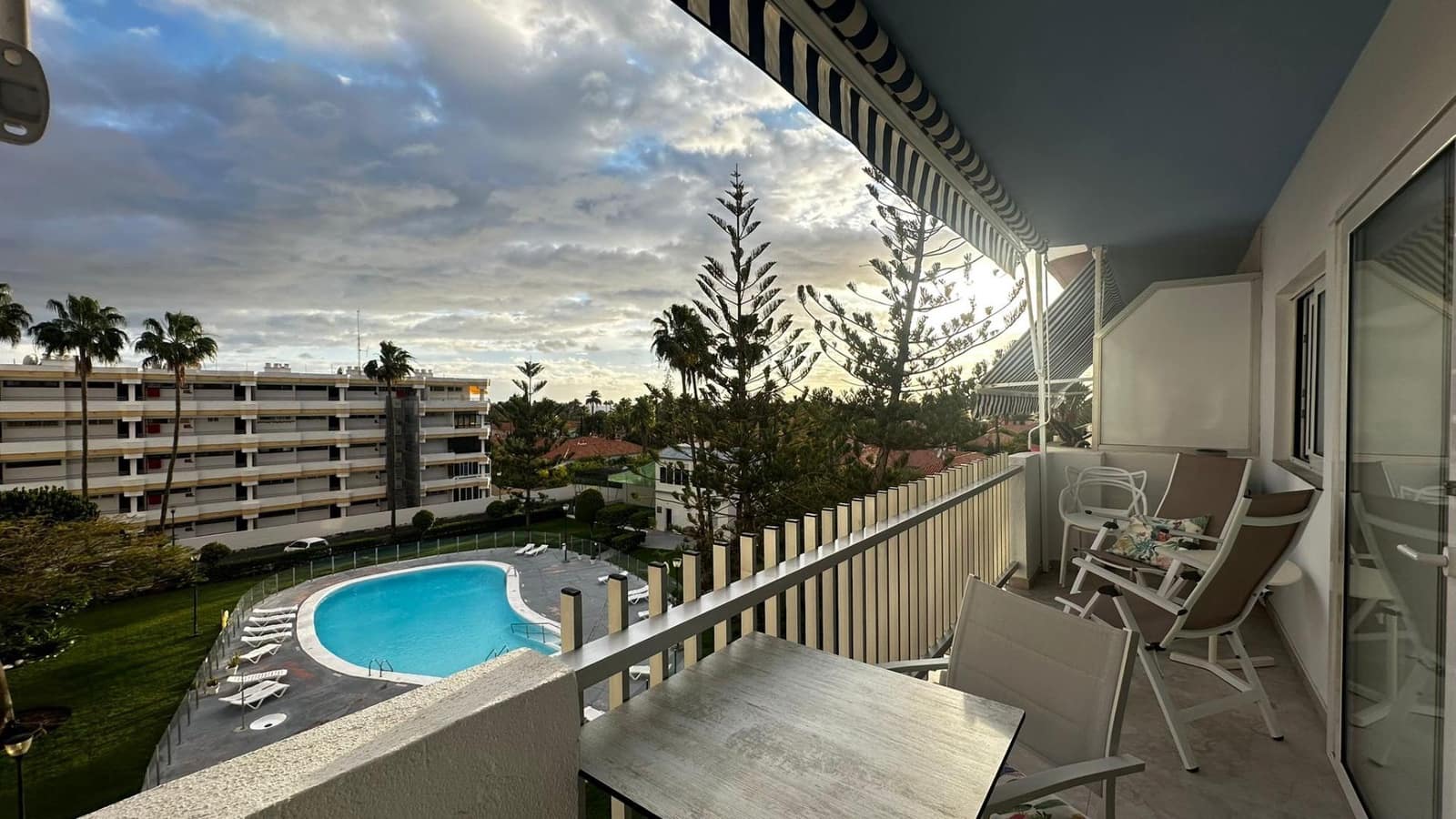 2 chambre Appartement à vendre à Playa del Ingles avec piscine - 349 000 € (Ref: 9470671)