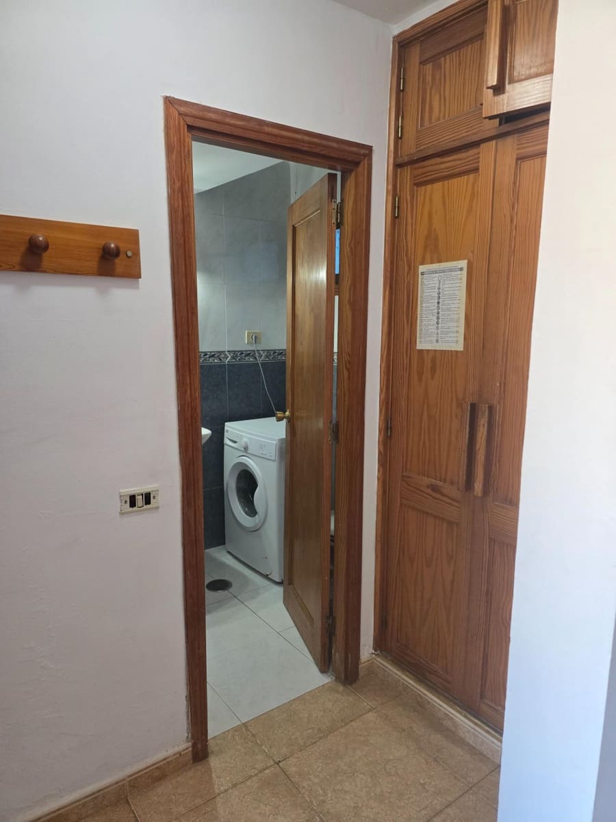 1 bedroom Apartment for sale in Puerto Rico with pool - € 155,000 (Ref: 9479185)