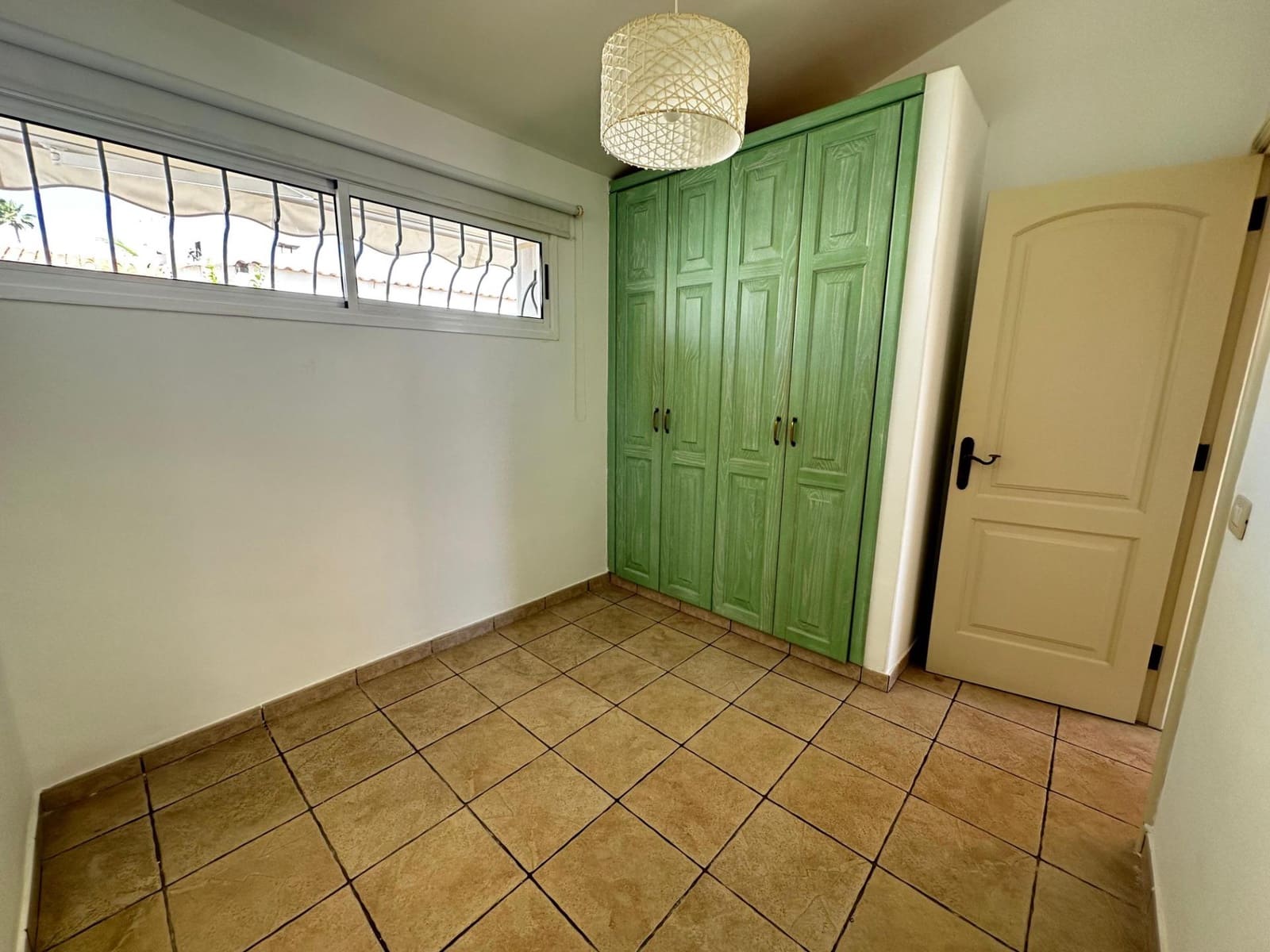 Bungalow de 2 habitaciones en Playa del Inglés en venta con piscina - 369.000 € (Ref: 9497161)