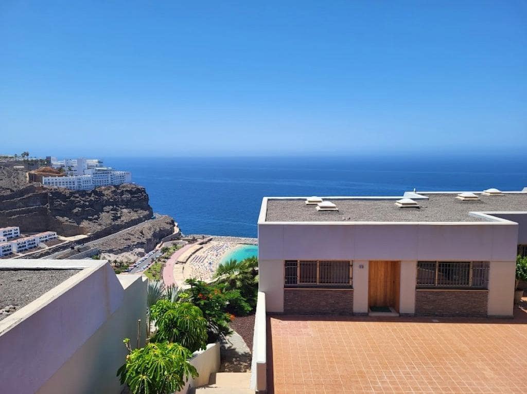 2 soverom Leilighet til leie i Amadores - € 2 000 (Ref: 9518879)