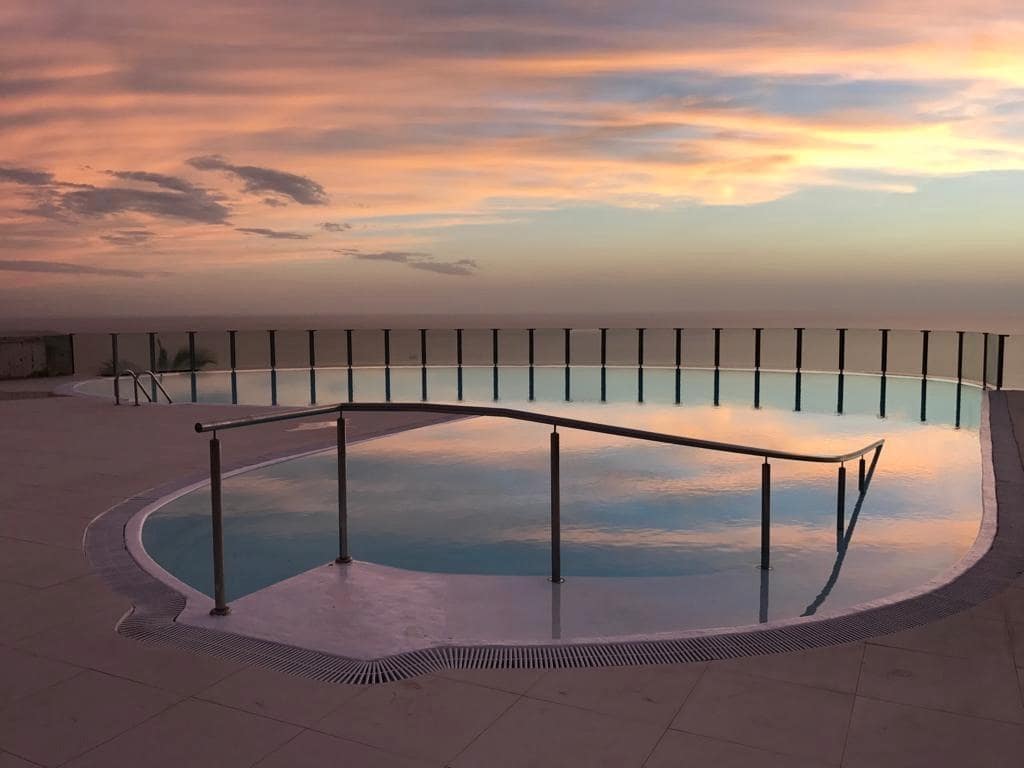 2 soverom Leilighet til leie i Amadores - € 2 000 (Ref: 9518879)