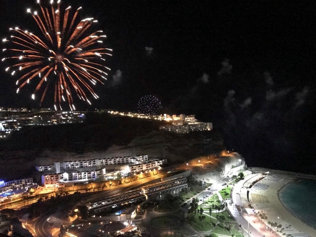 2 soverom Leilighet til leie i Amadores - € 2 000 (Ref: 9518879)