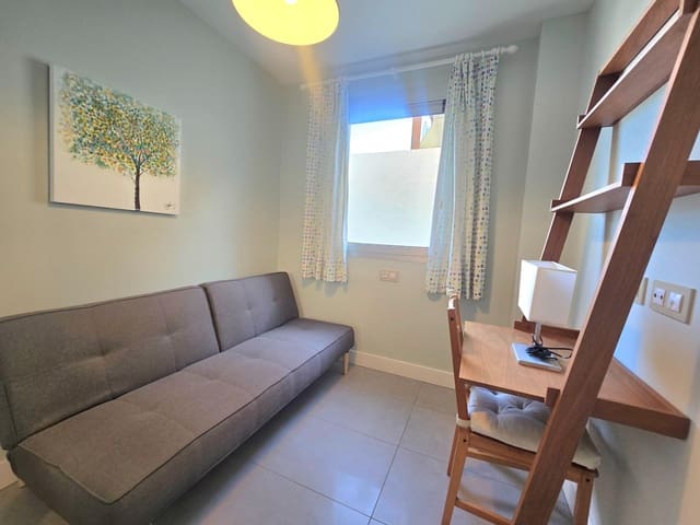 2 sypialnia Apartament do wynajęcia w Arguineguín, Mogán z basenem - 1 500 € (Ref: 9527665)