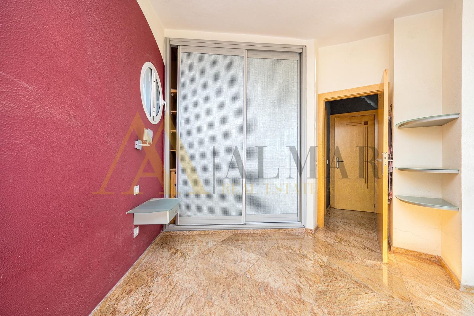 5 chambre Villa/Maison à vendre à San Bartolome de Tirajana avec piscine garage - 1 150 000 € (Ref: 9530493)