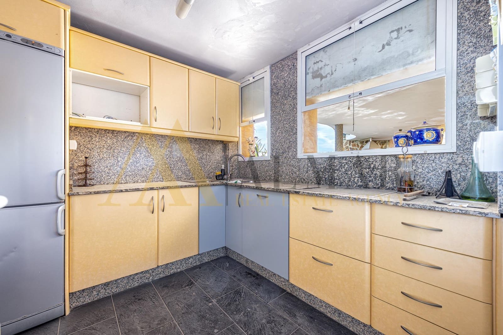 5 chambre Villa/Maison à vendre à San Bartolome de Tirajana avec piscine garage - 1 150 000 € (Ref: 9530493)