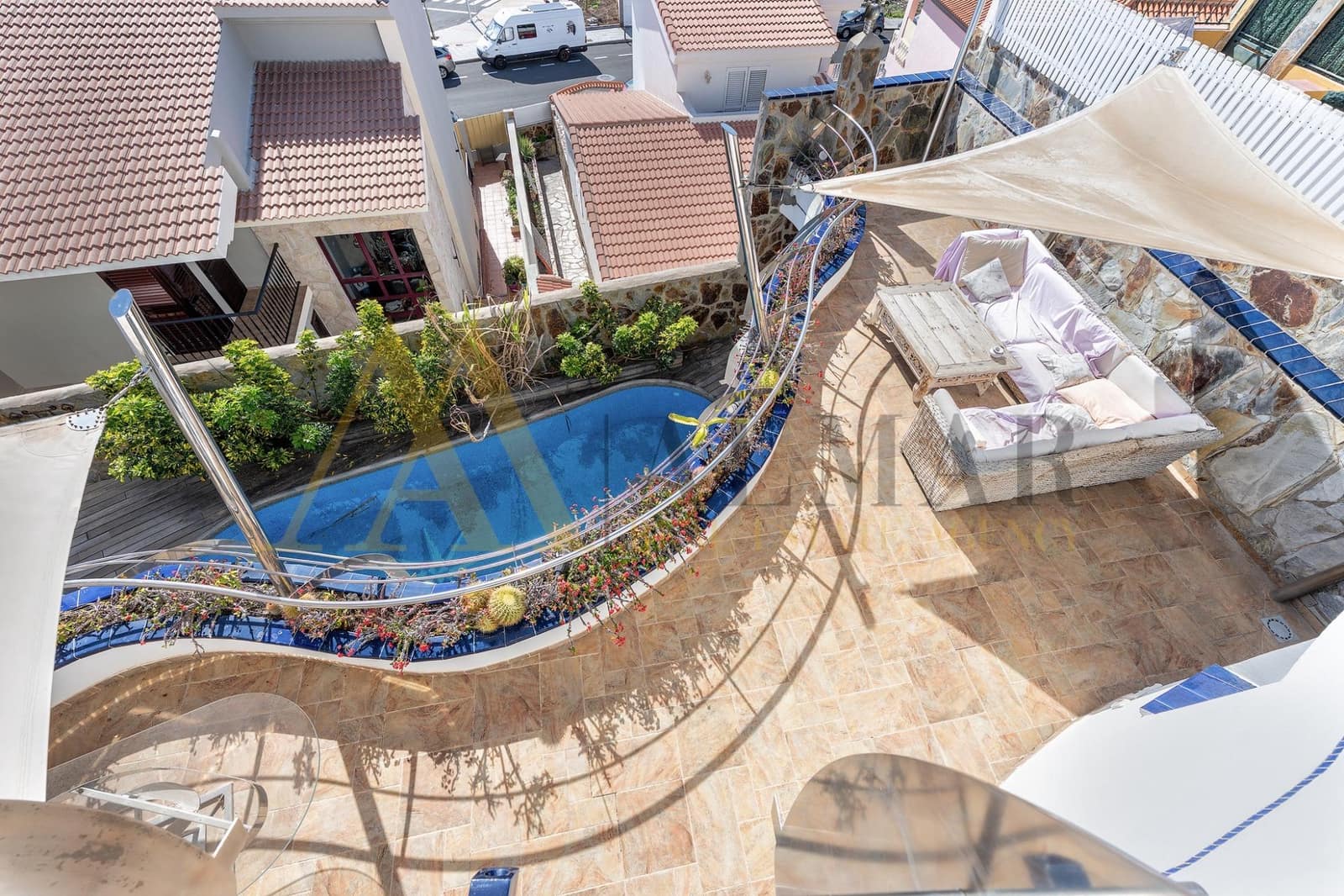 5 chambre Villa/Maison à vendre à San Bartolome de Tirajana avec piscine garage - 1 150 000 € (Ref: 9530493)