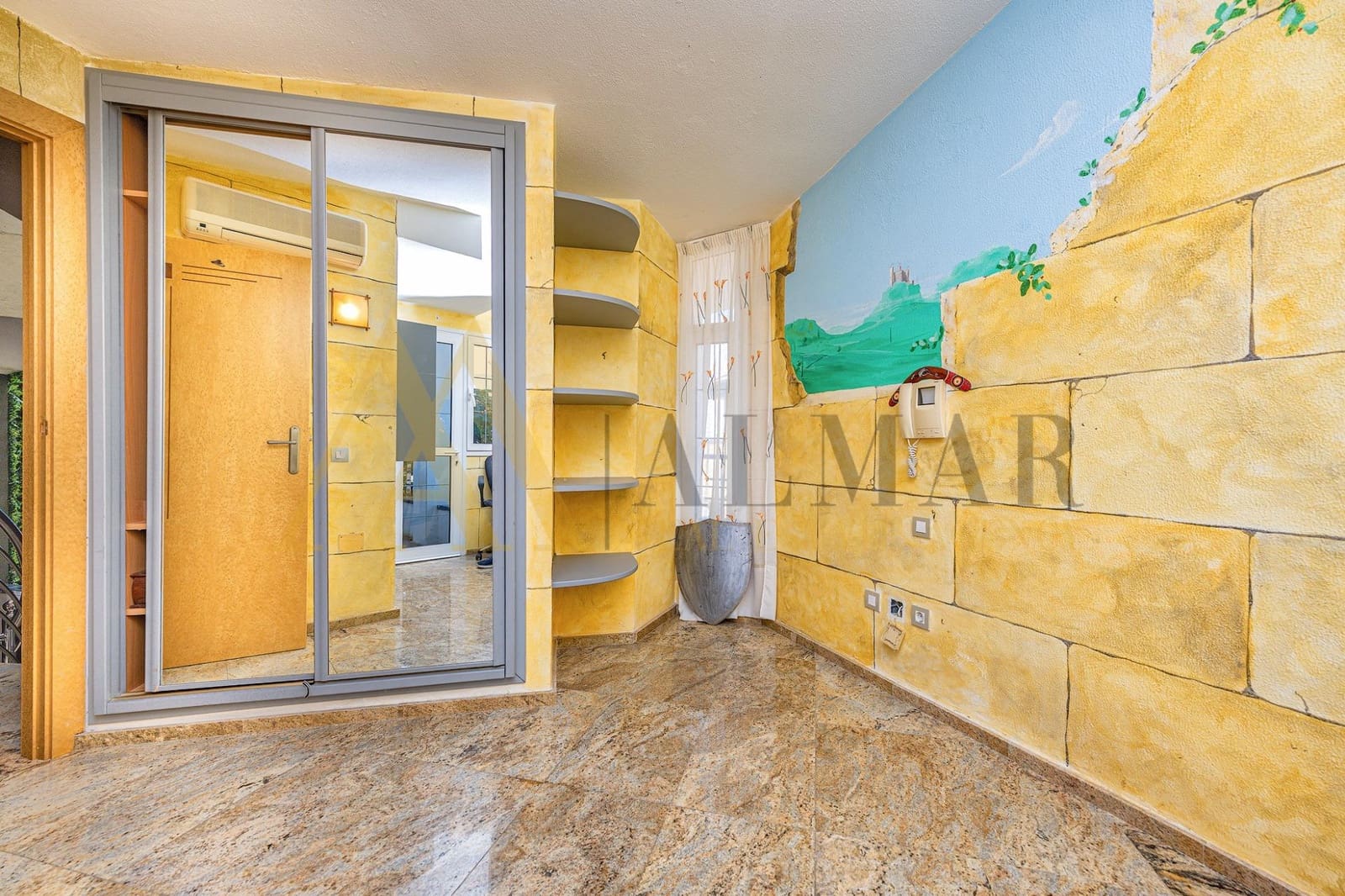 5 chambre Villa/Maison à vendre à San Bartolome de Tirajana avec piscine garage - 1 150 000 € (Ref: 9530493)