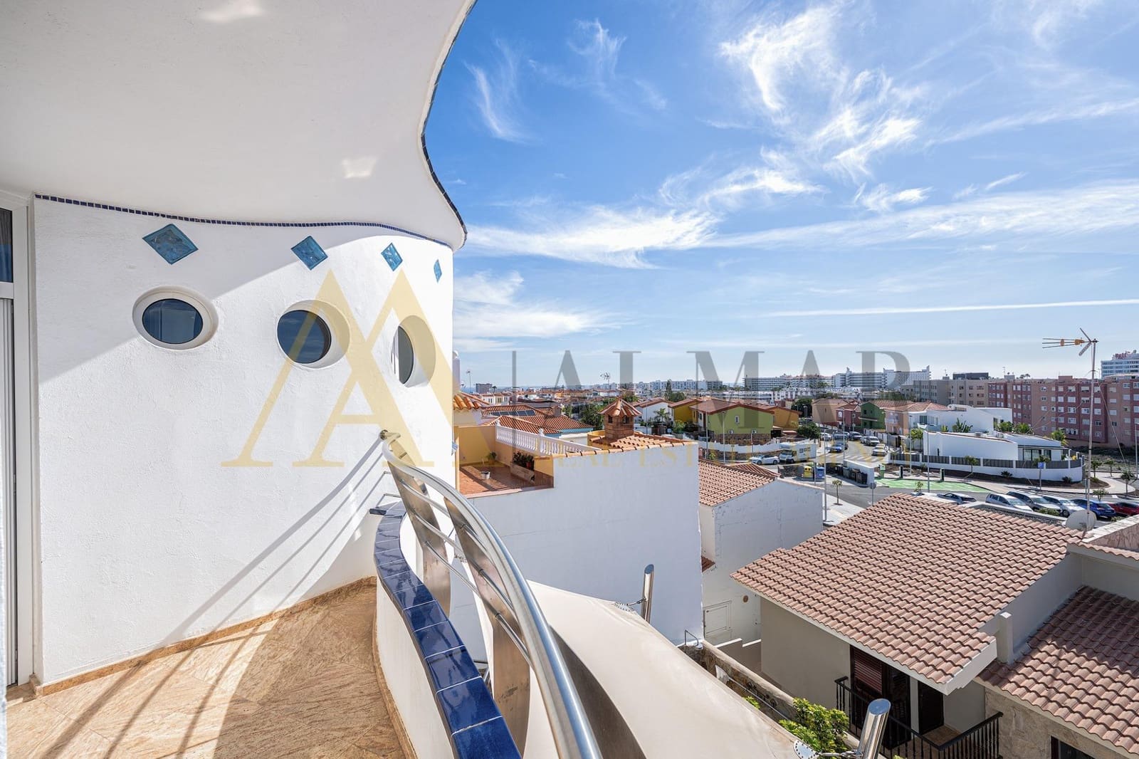 5 bedroom Villa for sale in San Bartolome de Tirajana with pool garage - € 1,150,000 (Ref: 9530493)