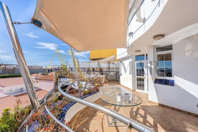 5 Zimmer Villa zu verkaufen in San Bartolomé de Tirajana mit Pool Garage - 980.000 € (Ref: 9530493)