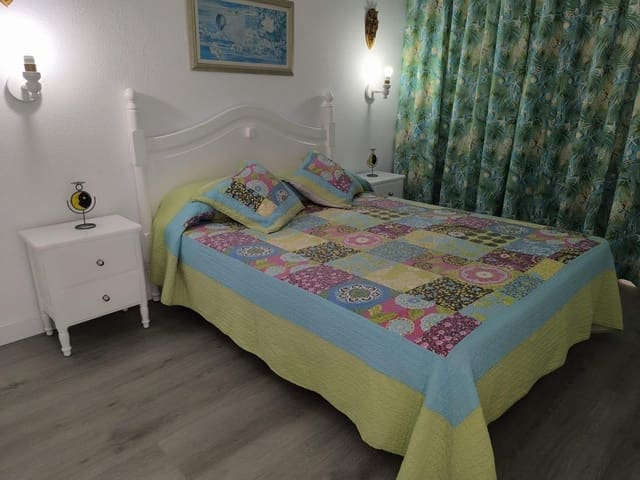 1 makuuhuone Huoneisto vuokrattavana paikassa Puerto Rico, Mogán mukana uima-altaan - 1 200 € (Ref: 9533694)