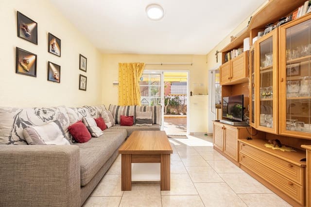 3 slaapkamer Appartement te koop in San Bartolomé de Tirajana met zwembad - € 395.000 (Ref: 9582917)