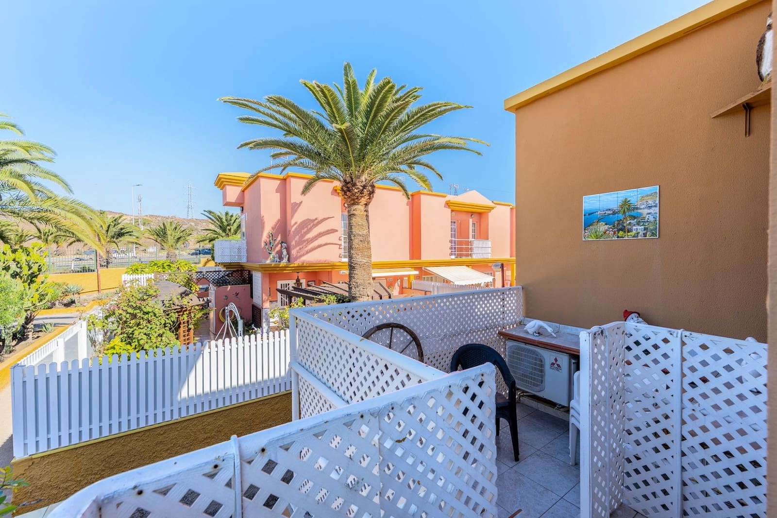 3 bedroom Apartment for sale in San Bartolome de Tirajana with pool - € 395,000 (Ref: 9582917)