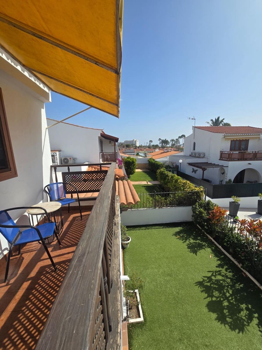 2 makuuhuone Huoneisto vuokrattavana paikassa Playa del Ingles mukana uima-altaan 
autotalli - 2 000 € (Ref: 9608032)