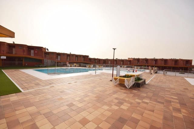 Yksiö vuokrattavana paikassa San Agustín, San Bartolomé de Tirajana - 900 € (Ref: 9619198)