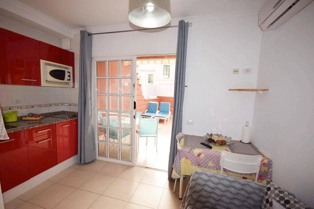 Yksiö vuokrattavana paikassa San Agustin - 900 € (Ref: 9619198)