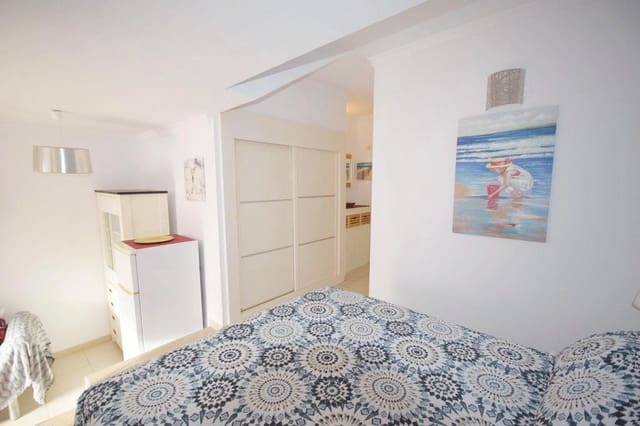 Yksiö vuokrattavana paikassa San Agustín, San Bartolomé de Tirajana - 900 € (Ref: 9619198)