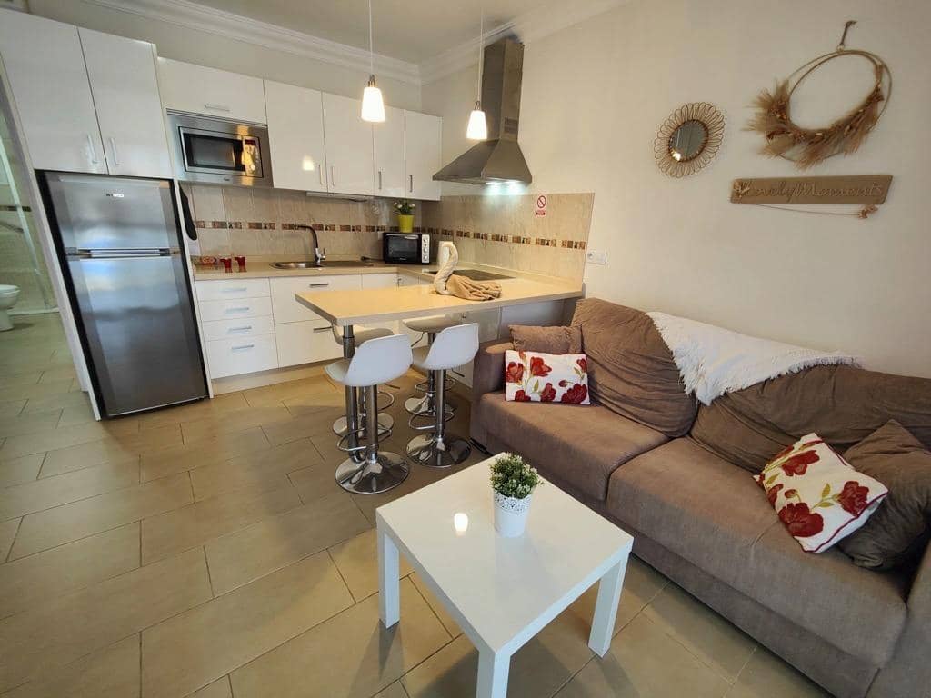2 slaapkamer Bungalow te huur in Campo Internacional - € 1.300 (Ref: 9648083)
