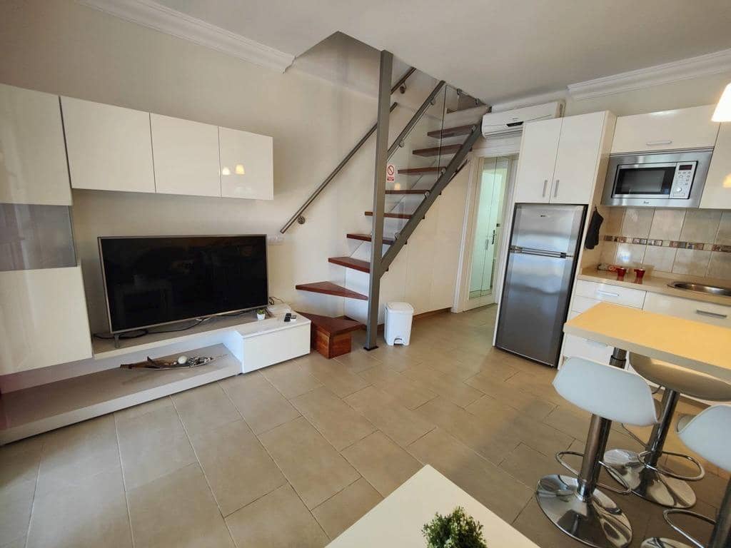 2 slaapkamer Bungalow te huur in Campo Internacional - € 1.300 (Ref: 9648083)