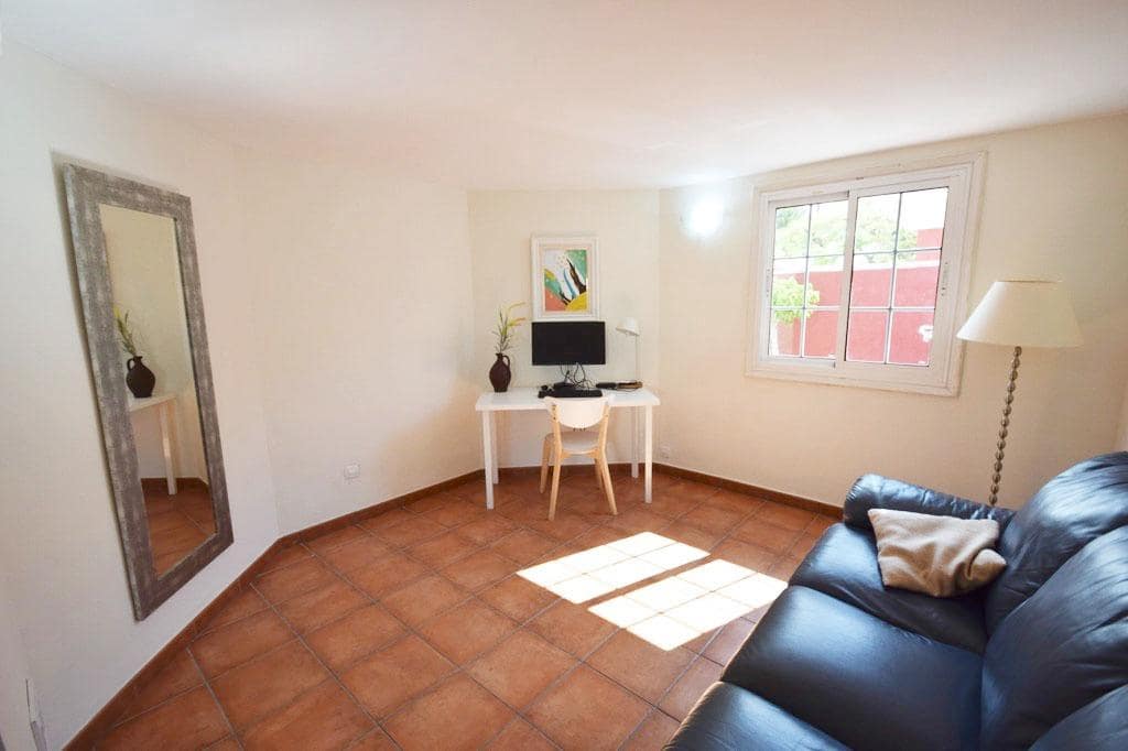 2 camera da letto Bungalow da affittare in Campo Internacional - 2.000 € (Rif: 9648084)