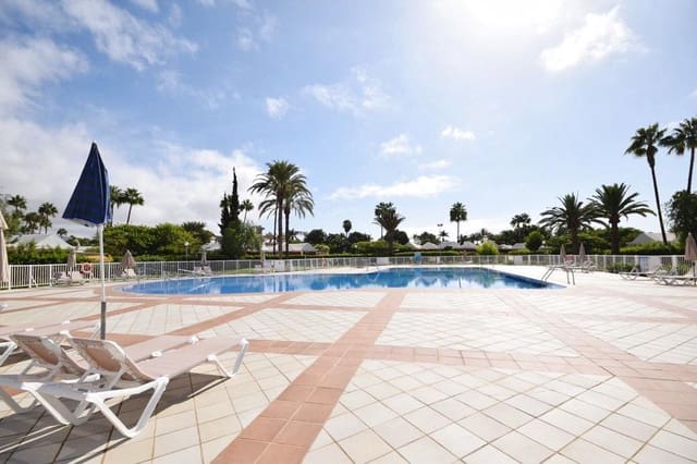 2 camera da letto Bungalow da affittare in Campo Internacional, San Bartolomé de Tirajana - 2.000 € (Rif: 9648084)