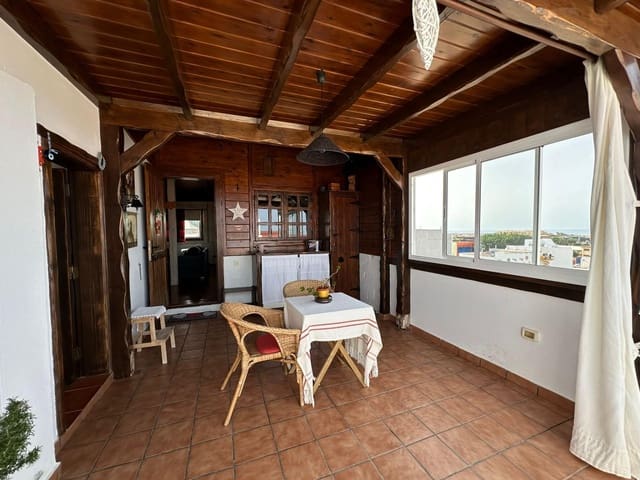 2 soverom Penthouse til leie i El Tablero, San Bartolomé de Tirajana - € 1 250 (Ref: 9651913)