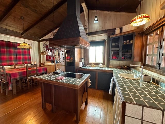 2 soverom Penthouse til leie i El Tablero, San Bartolomé de Tirajana - € 1 250 (Ref: 9651913)